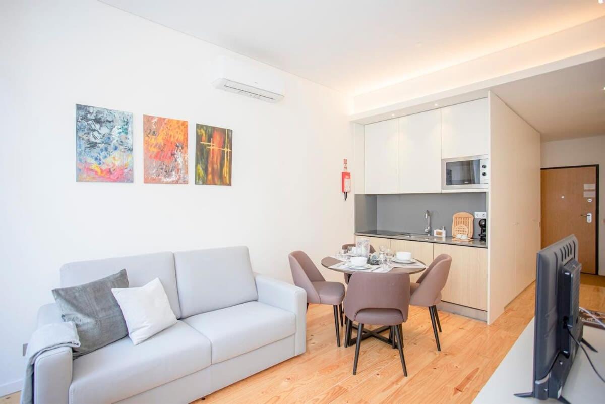 Liiiving In Porto-Mouzinho Residence Apartments Exteriér fotografie